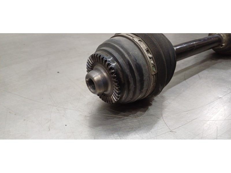 Recambio de transmision delantera derecha para bmw serie x3 (g01) xdrive20d referencia OEM IAM 31608687782 8687782 