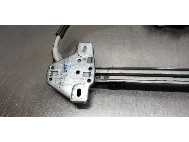 Recambio de elevalunas delantero derecho para renault mascott fg 160. 35/55/65 cabina individual referencia OEM IAM 7700351294  