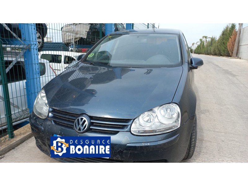 volkswagen golf v berlina (1k1) del año 2006