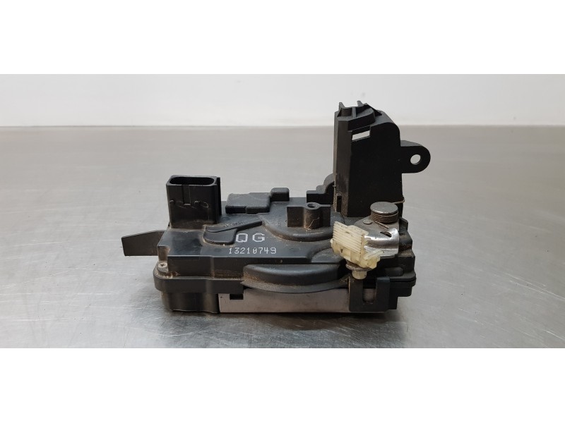 Recambio de cerradura puerta delantera derecha para opel zafira b family referencia OEM IAM 13210749   Recambio de cerradura puerta delantera derecha para opel zafira b family referencia OEM IAM 13210749