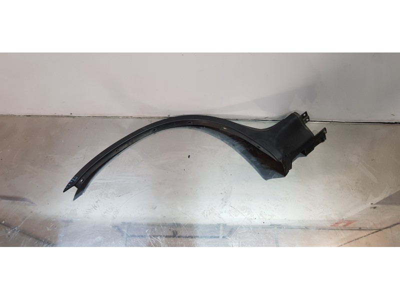 Recambio de aletin trasero derecho para bmw x5 (e53) 3.0d referencia OEM IAM 51718408708  