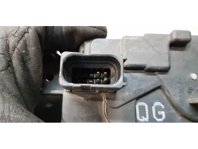 Recambio de cerradura puerta delantera derecha para opel zafira b family referencia OEM IAM 13210749   Recambio de cerradura puerta delantera derecha para opel zafira b family referencia OEM IAM 13210749