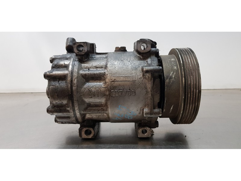 Recambio de compresor aire acondicionado para dacia sandero básico referencia OEM IAM 8200866441  