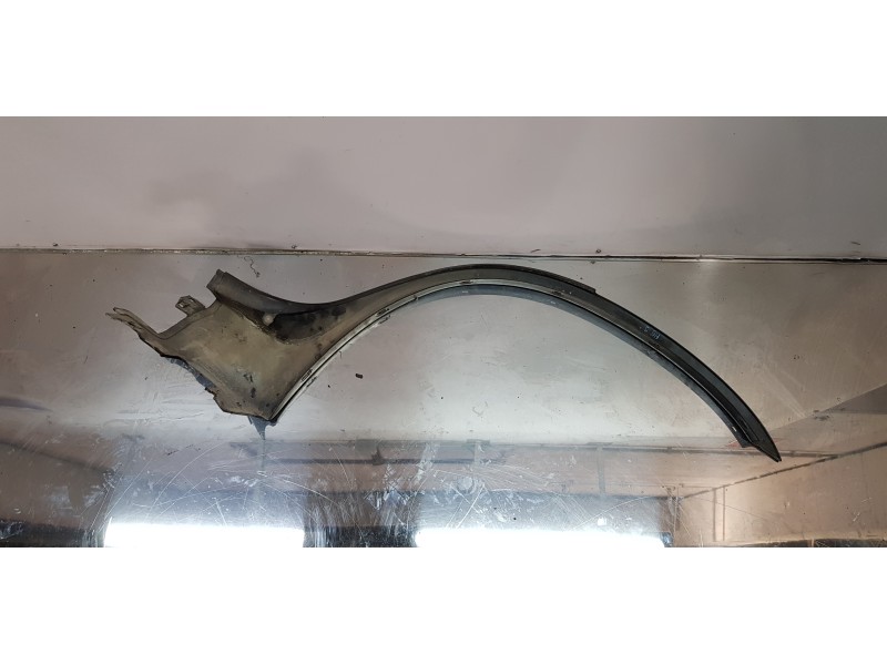 Recambio de aletin trasero derecho para bmw x5 (e53) 3.0d referencia OEM IAM 51718408708  