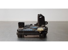 Recambio de cerradura puerta trasera derecha para opel zafira b family referencia OEM IAM 13210739  