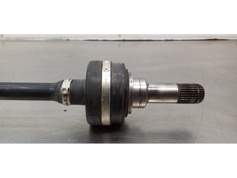 Recambio de transmision trasera izquierda para bmw serie x3 (g01) xdrive20d referencia OEM IAM 33208679967 8679967 