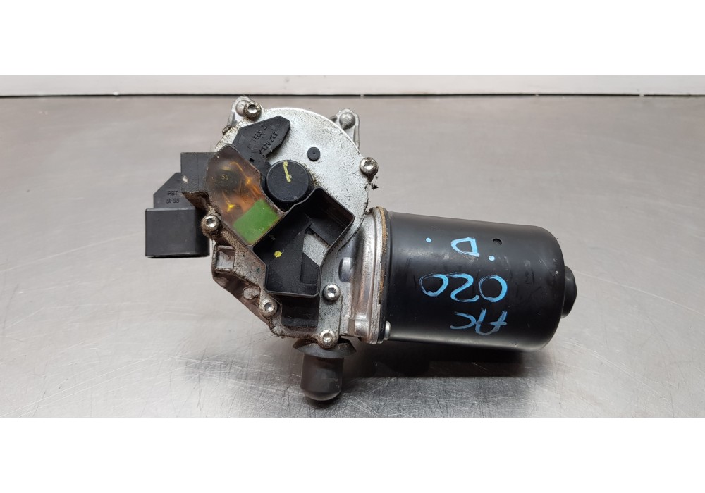 Recambio de motor limpia delantero para mercedes clase b (w245) 200 cdi (245.208) referencia OEM IAM A1698200300   Recambio de motor limpia delantero para mercedes clase b (w245) 200 cdi (245.208) referencia OEM IAM A1698200300