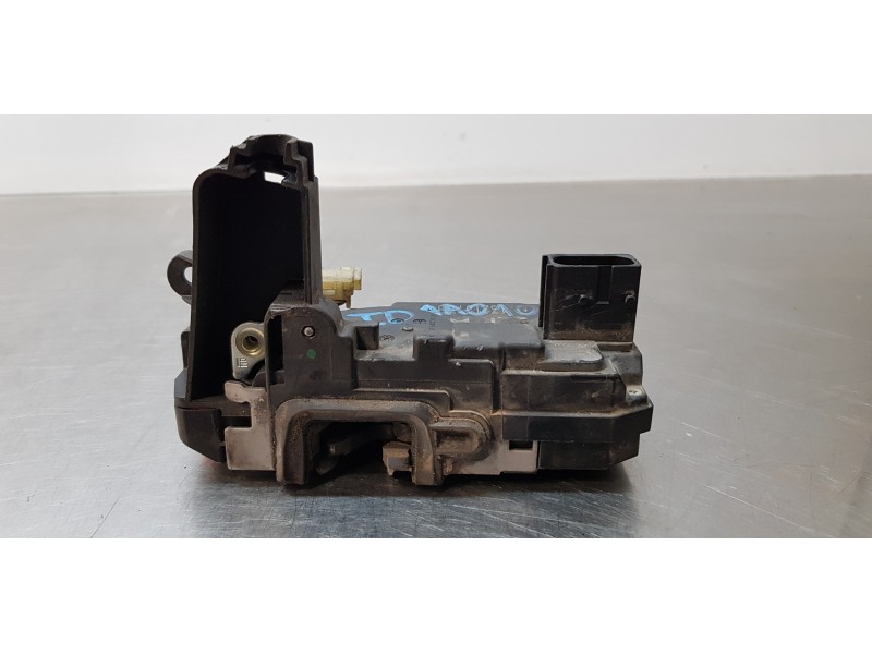 Recambio de cerradura puerta trasera derecha para opel zafira b family referencia OEM IAM 13210739   Recambio de cerradura puerta trasera derecha para opel zafira b family referencia OEM IAM 13210739