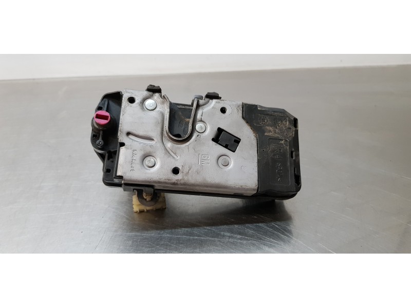 Recambio de cerradura puerta trasera derecha para opel zafira b family referencia OEM IAM 13210739   Recambio de cerradura puerta trasera derecha para opel zafira b family referencia OEM IAM 13210739