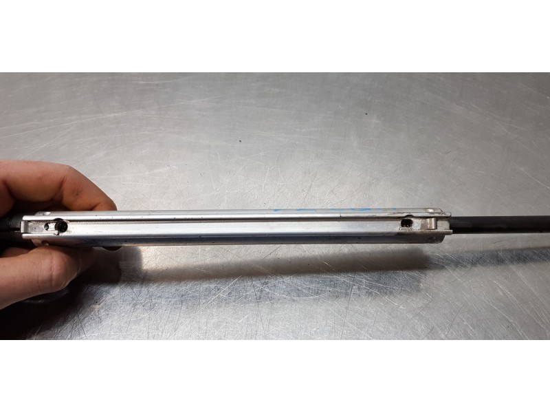 Recambio de amortiguadores maletero / porton para volvo c70 cabriolet t5 summum referencia OEM IAM 30633693  