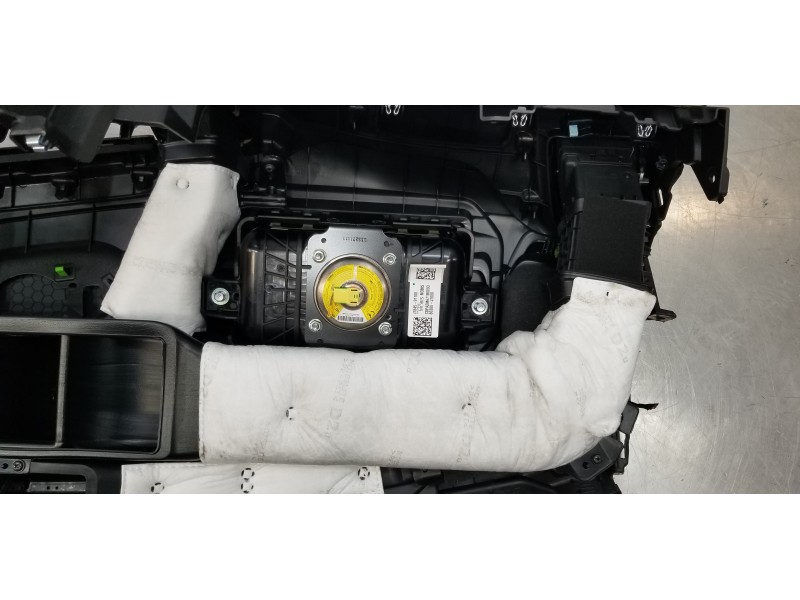 Recambio de kit airbag para kia ceed sportswagon tech referencia OEM IAM 84710J7AA0WK 80100J7000 80300J7000