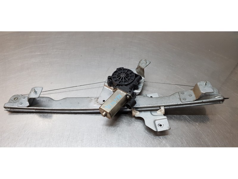 Recambio de elevalunas delantero izquierdo para dacia sandero básico referencia OEM IAM 8200733829  