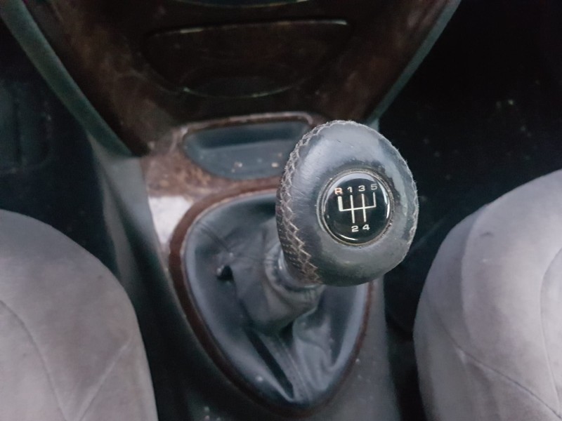 citroen c5 berlina del año 2002