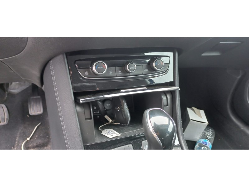 opel grandland x del año 2017