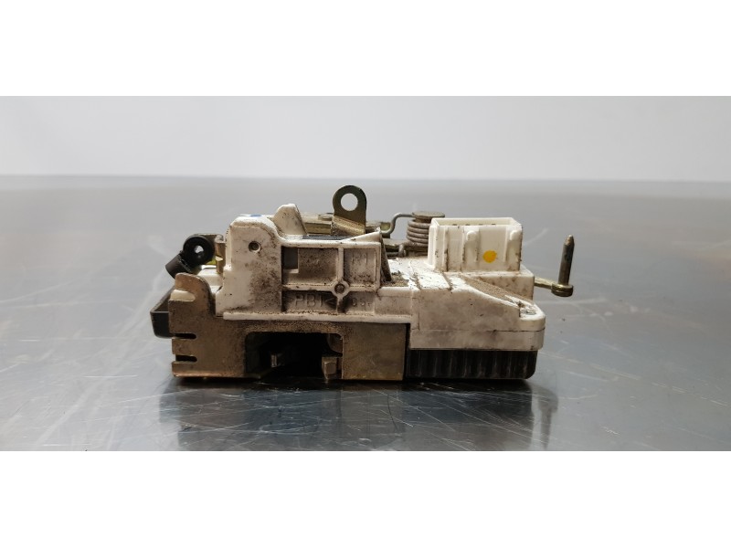 Recambio de cerradura puerta delantera derecha para citroen c8 2.2 hdi exclusive referencia OEM IAM 9136L9   Recambio de cerradura puerta delantera derecha para citroen c8 2.2 hdi exclusive referencia OEM IAM 9136L9