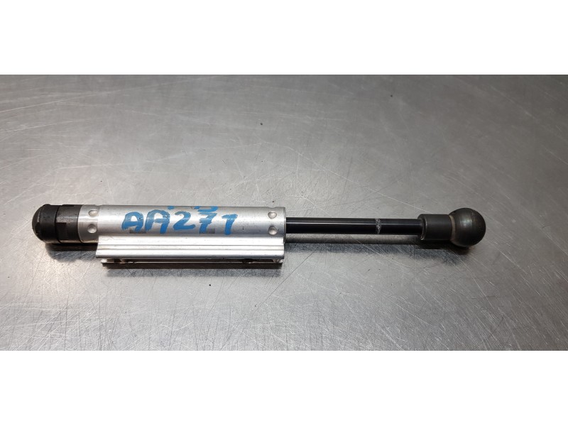 Recambio de amortiguadores maletero / porton para volvo c70 cabriolet t5 summum referencia OEM IAM 30633693  