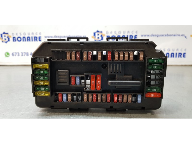 Recambio de caja reles / fusibles para bmw serie 1 lim. (f20) 116d efficientdynamics edition referencia OEM IAM 933787901   Recambio de caja reles / fusibles para bmw serie 1 lim. (f20) 116d efficientdynamics edition referencia OEM IAM 933787901