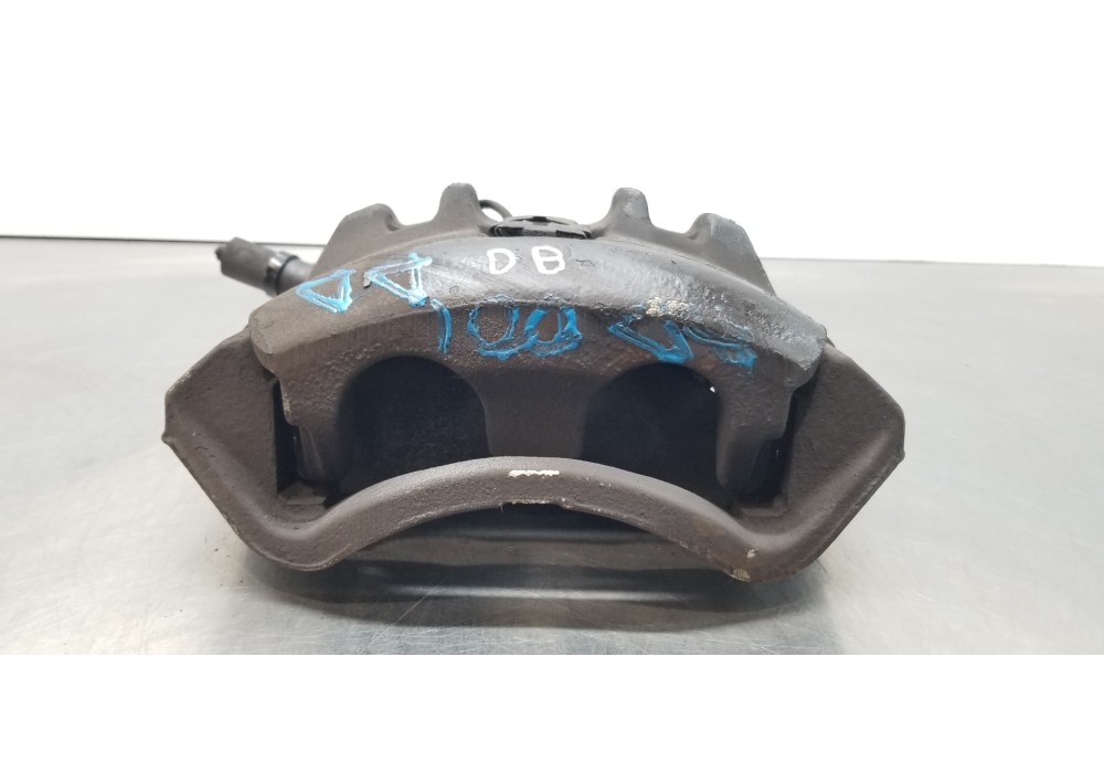 Recambio de pinza freno delantera derecha para renault mascott fg 160. 35/55/65 cabina individual referencia OEM IAM 5001867469 