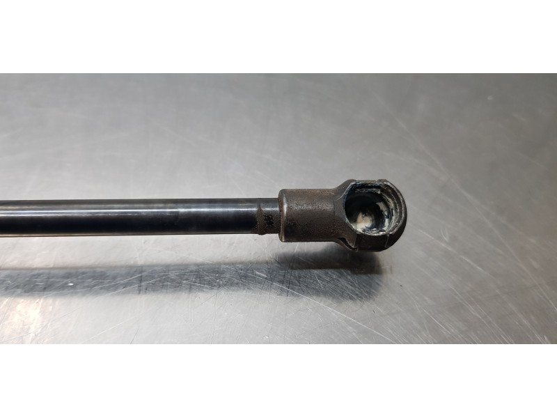 Recambio de amortiguadores maletero / porton para volvo c70 cabriolet t5 summum referencia OEM IAM 30633693  