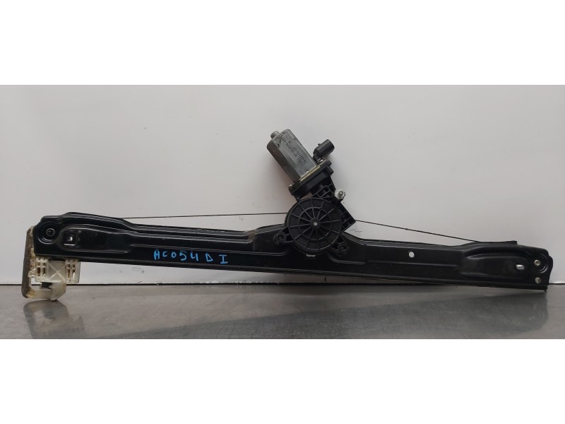 Recambio de elevalunas delantero izquierdo para iveco daily caja cerrada furgon ´2017 referencia OEM IAM 5801901053   Recambio de elevalunas delantero izquierdo para iveco daily caja cerrada furgon ´2017 referencia OEM IAM 5801901053