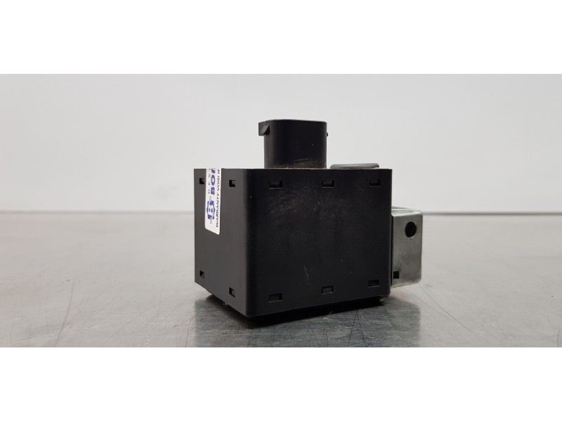 Recambio de antirrobo para renault scenic ii dynamique referencia OEM IAM 8200604932  