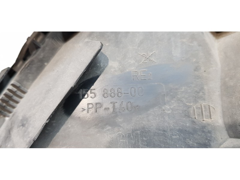 Recambio de faro derecho para opel signum básico referencia OEM IAM 15588800  