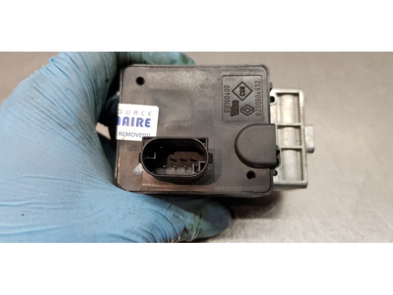 Recambio de antirrobo para renault scenic ii dynamique referencia OEM IAM 8200604932  