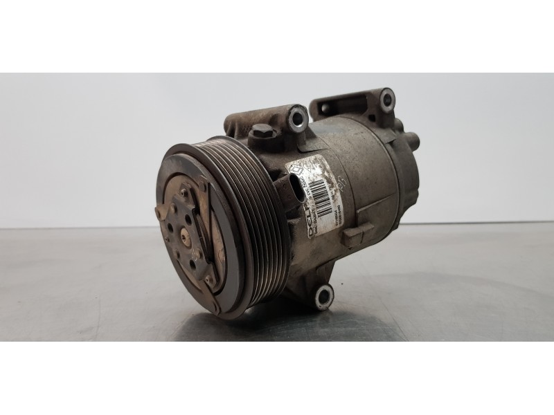 Recambio de compresor aire acondicionado para renault scenic ii dynamique referencia OEM IAM 8200678499  