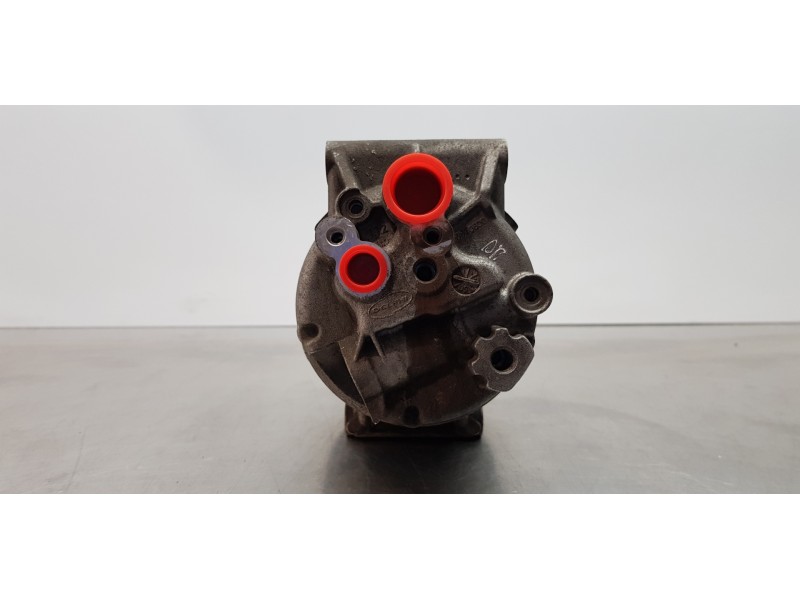 Recambio de compresor aire acondicionado para renault scenic ii dynamique referencia OEM IAM 8200678499  