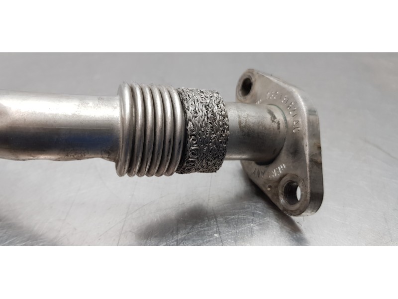 Recambio de tubo para volkswagen t5 transporter/furgoneta caja cerrada referencia OEM IAM    Recambio de tubo para volkswagen t5 transporter/furgoneta caja cerrada referencia OEM IAM