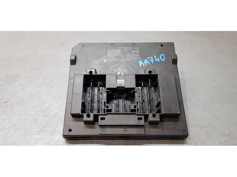 Recambio de modulo electronico para volkswagen crafter kasten (sy) furgón 35 bl ta fwd referencia OEM IAM 5Q0937084DE   Recambio de modulo electronico para volkswagen crafter kasten (sy) furgón 35 bl ta fwd referencia OEM IAM 5Q0937084DE