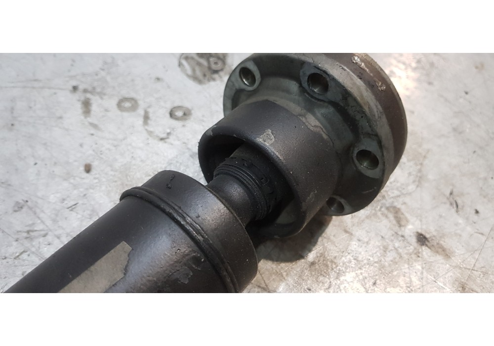 Recambio de transmision central delantera para mercedes clase r (w251) 320 cdi (251.022) referencia OEM IAM A2514100601  