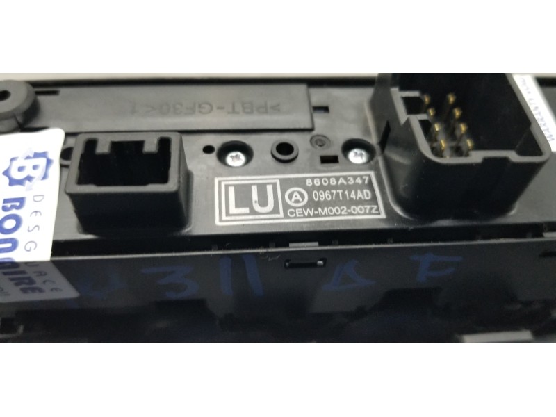 Recambio de mando elevalunas delantero izquierdo para mitsubishi outlander (gf0) motion 2wd referencia OEM IAM 8608A347  