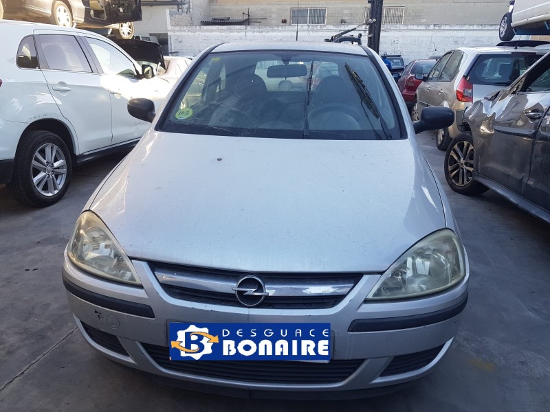 opel corsa c del año 2004
