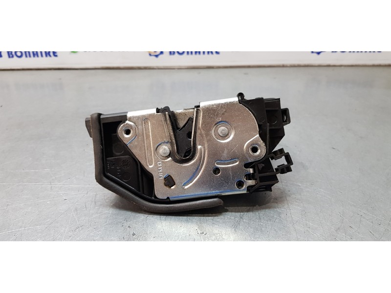 Recambio de cerradura puerta trasera izquierda para bmw serie 1 lim. (f20) 116d efficientdynamics edition referencia OEM IAM 722 Recambio de cerradura puerta trasera izquierda para bmw serie 1 lim. (f20) 116d efficientdynamics edition referencia OEM IAM 722
