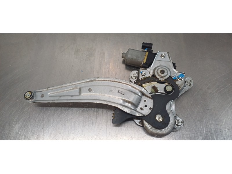 Recambio de elevalunas trasero izquierdo para kia picanto concept referencia OEM IAM 834011Y010  