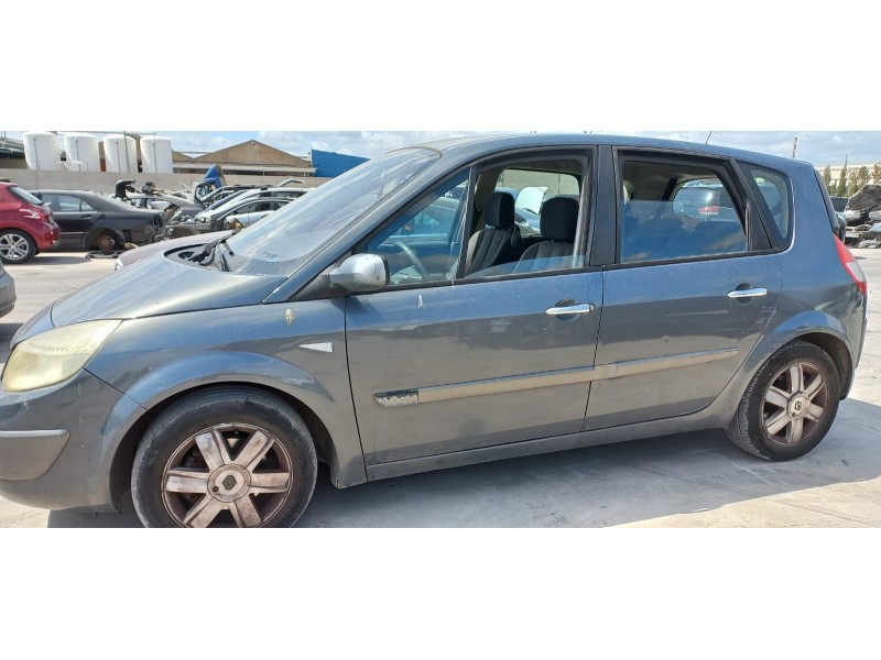 renault scenic ii del año 2006