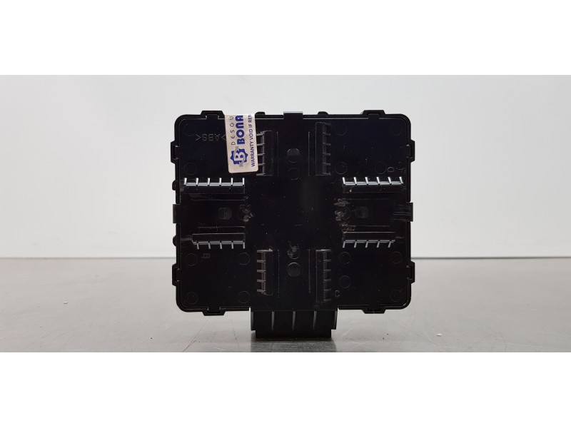 Recambio de modulo electronico para hyundai kona klass 2wd referencia OEM IAM 95310J9000  