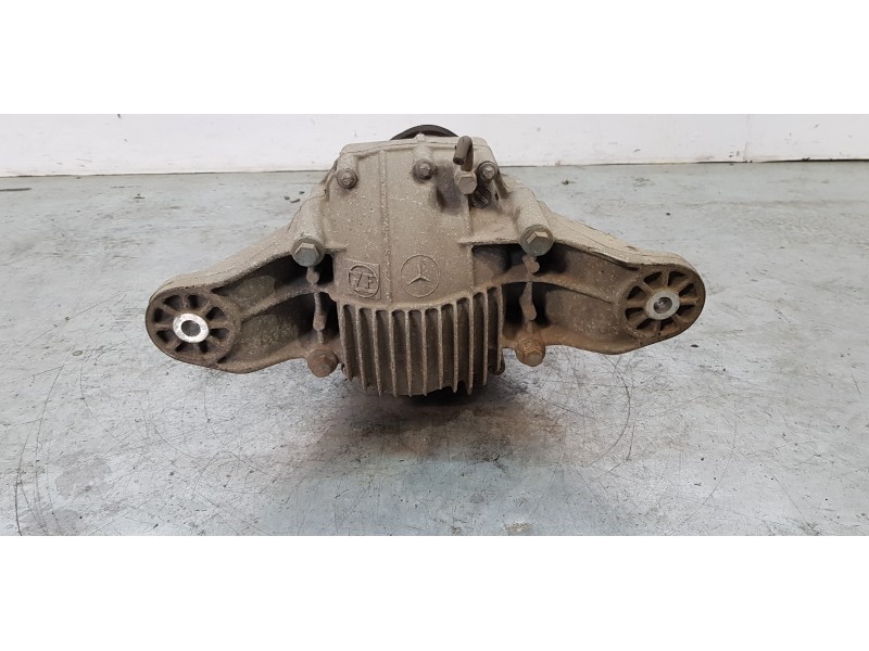 Recambio de diferencial trasero para mercedes clase r (w251) 320 cdi (251.022) referencia OEM IAM A1643501614  