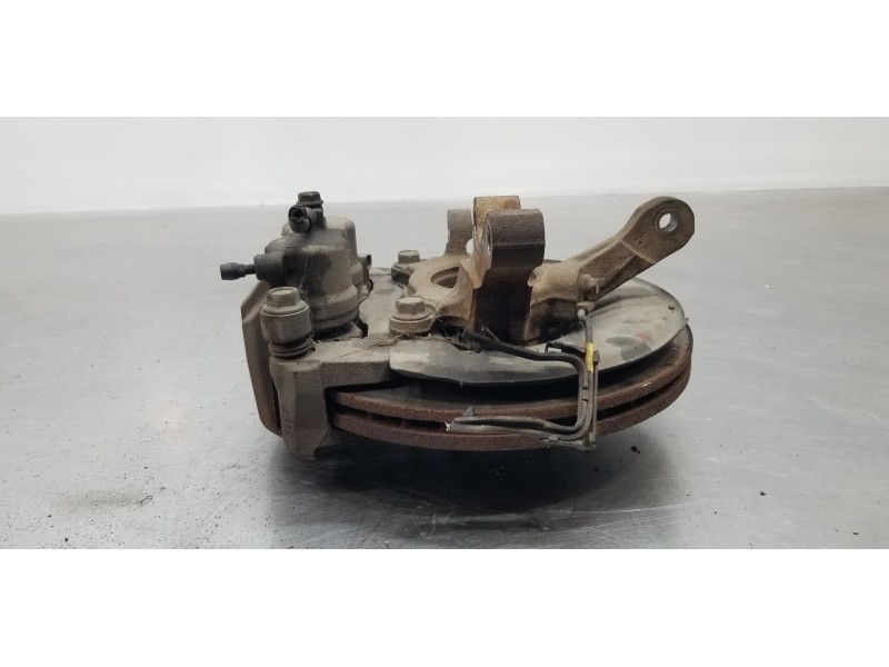 Recambio de mangueta delantera izquierda para mitsubishi outlander (gf0) motion 2wd referencia OEM IAM 3870A007  