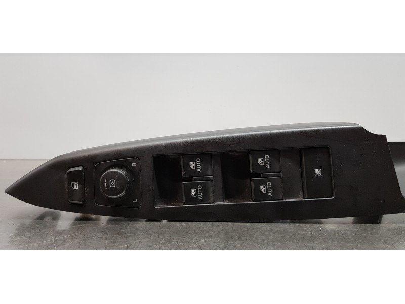 Recambio de mando elevalunas delantero izquierdo para opel antara enjoy 4x4 referencia OEM IAM 20968462   Recambio de mando elevalunas delantero izquierdo para opel antara enjoy 4x4 referencia OEM IAM 20968462