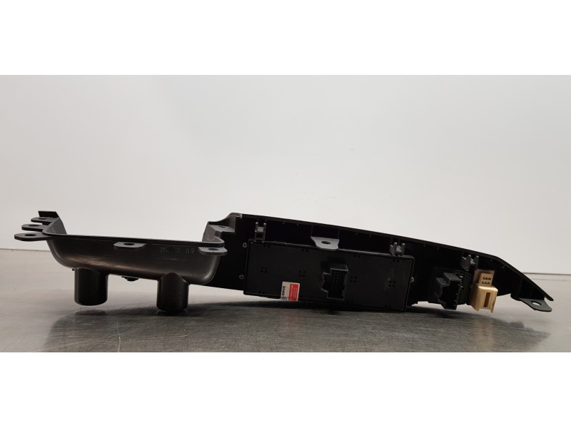 Recambio de mando elevalunas delantero izquierdo para opel antara enjoy 4x4 referencia OEM IAM 20968462   Recambio de mando elevalunas delantero izquierdo para opel antara enjoy 4x4 referencia OEM IAM 20968462