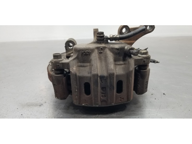 Recambio de mangueta delantera izquierda para mitsubishi outlander (gf0) motion 2wd referencia OEM IAM 3870A007  