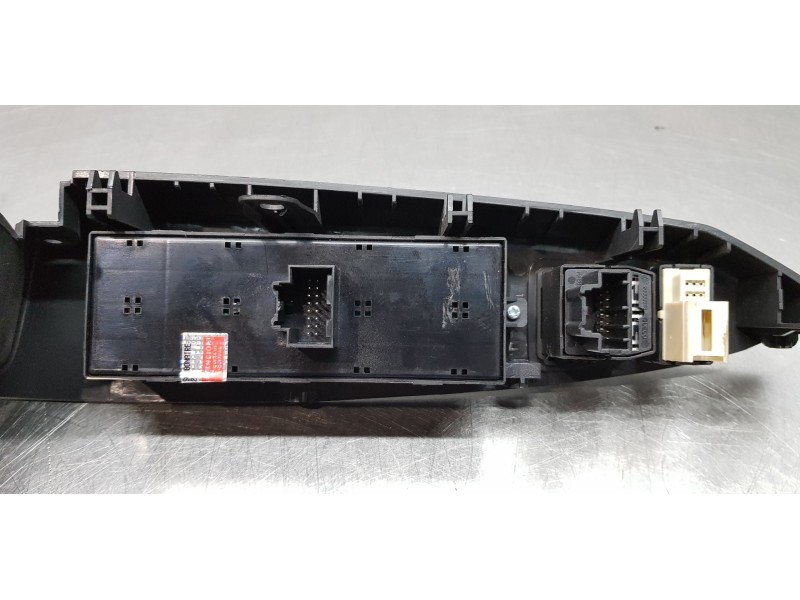 Recambio de mando elevalunas delantero izquierdo para opel antara enjoy 4x4 referencia OEM IAM 20968462   Recambio de mando elevalunas delantero izquierdo para opel antara enjoy 4x4 referencia OEM IAM 20968462