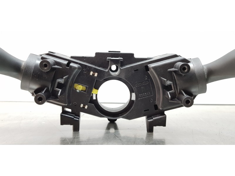 Recambio de mando multifuncion para hyundai kona klass 2wd referencia OEM IAM 93403J9960  