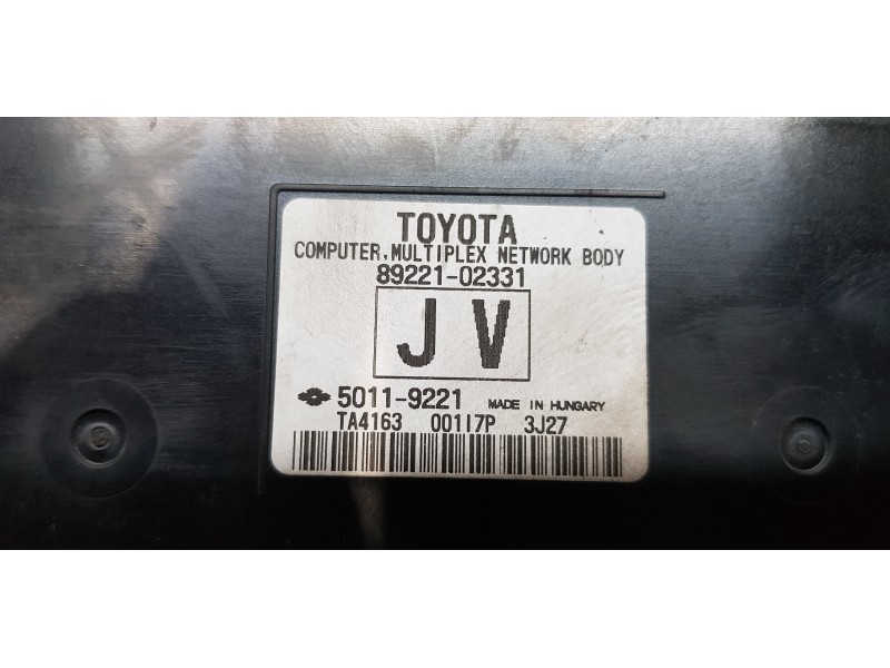 Recambio de caja reles / fusibles para toyota auris touring sports (e18) hybrid active referencia OEM IAM 8273012X70A   Recambio de caja reles / fusibles para toyota auris touring sports (e18) hybrid active referencia OEM IAM 8273012X70A