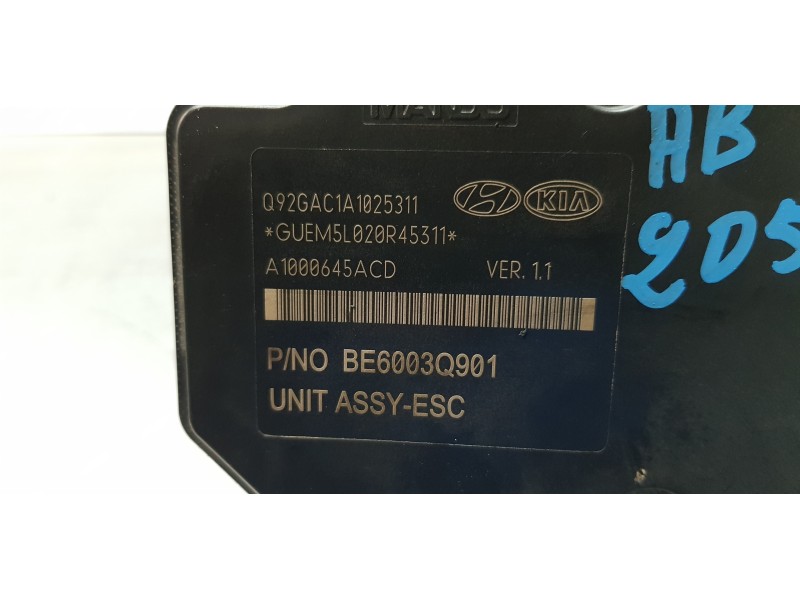 Recambio de abs para kia carens ( ) emotion referencia OEM IAM 58910A4610  