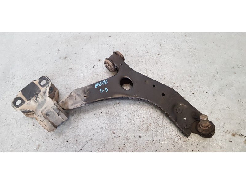 Recambio de brazo suspension inferior delantero derecho para volvo v40 básico referencia OEM IAM 31277621   Recambio de brazo suspension inferior delantero derecho para volvo v40 básico referencia OEM IAM 31277621