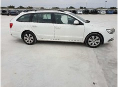skoda superb combi (3t5) del año 2009 2