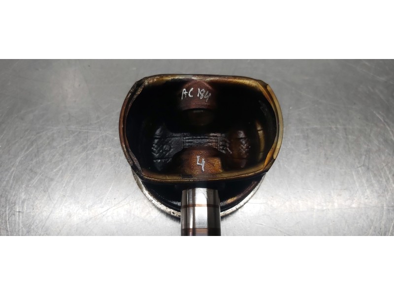 Recambio de piston para volkswagen golf vi (5k1) sport referencia OEM IAM 03C107065BF   Recambio de piston para volkswagen golf vi (5k1) sport referencia OEM IAM 03C107065BF